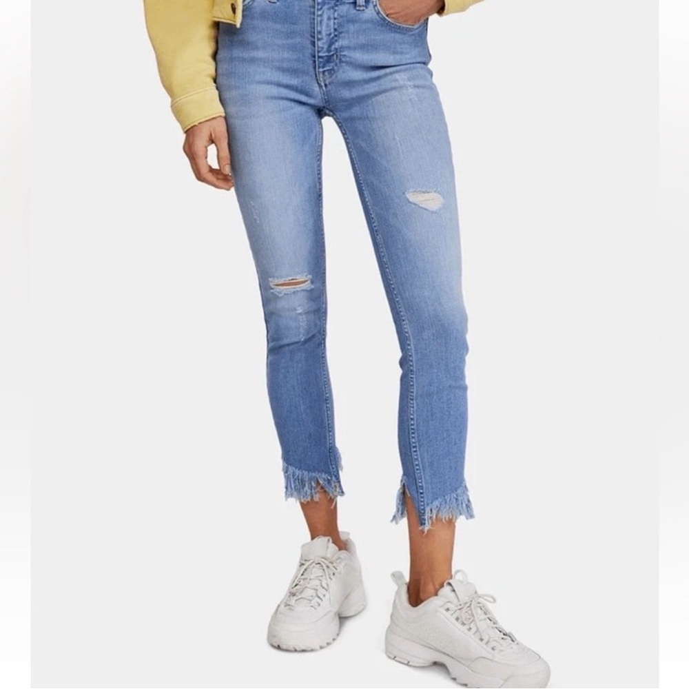 Free People Light Blue Frayed Hem Cropped Jeans